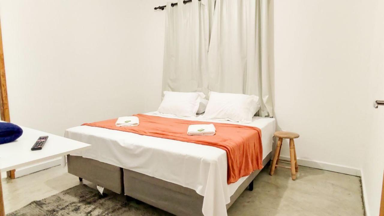 Casas No Centro Com O Sossego Da Roca - Hospedado Por Casa De Tijolinho * Cunha